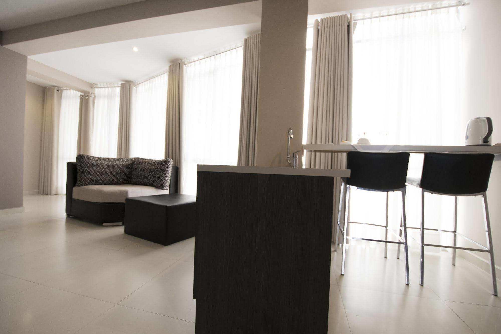 Camino Plaza Hotel Cochabamba Kültér fotó