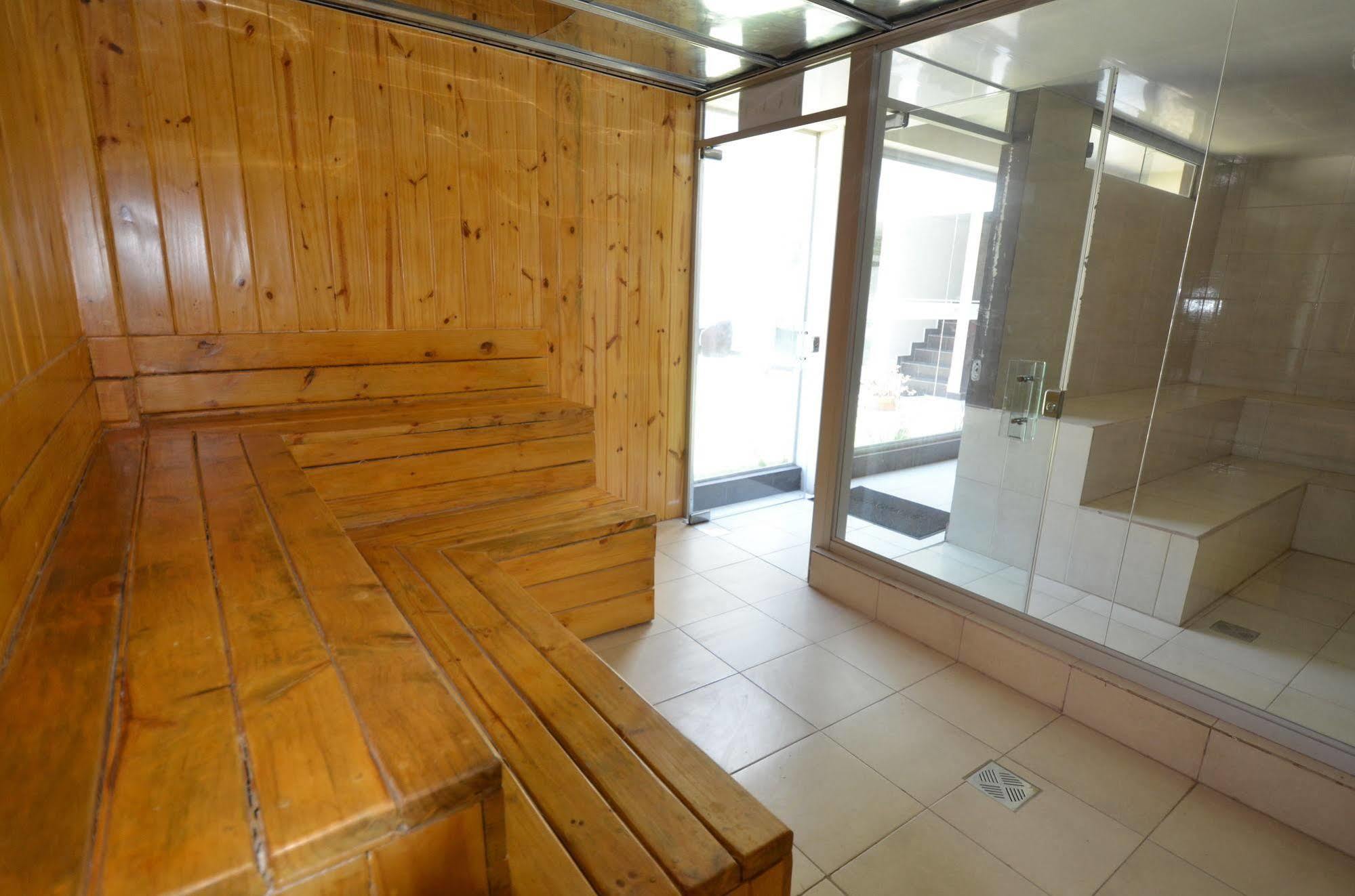 Camino Plaza Hotel Cochabamba Kültér fotó